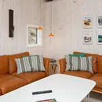 Dom wakacyjny 5 Star Holiday Home In Glesborg Glesborg